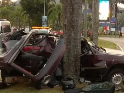 Colisão violenta deixa dois mortos no Rio