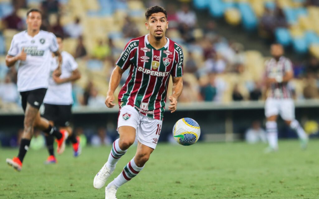 Fluminense: Nonato fratura nariz e passará por cirurgia