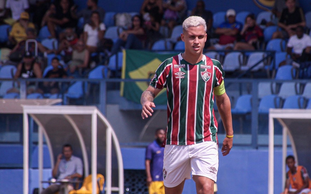 Fluminense recebe proposta por Arthur de clube do Marrocos