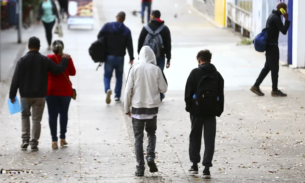 Frente fria traz queda de temperatura para São Gonçalo