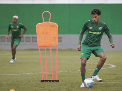 Gabriel Fuentes pode ser titular no Fluminense