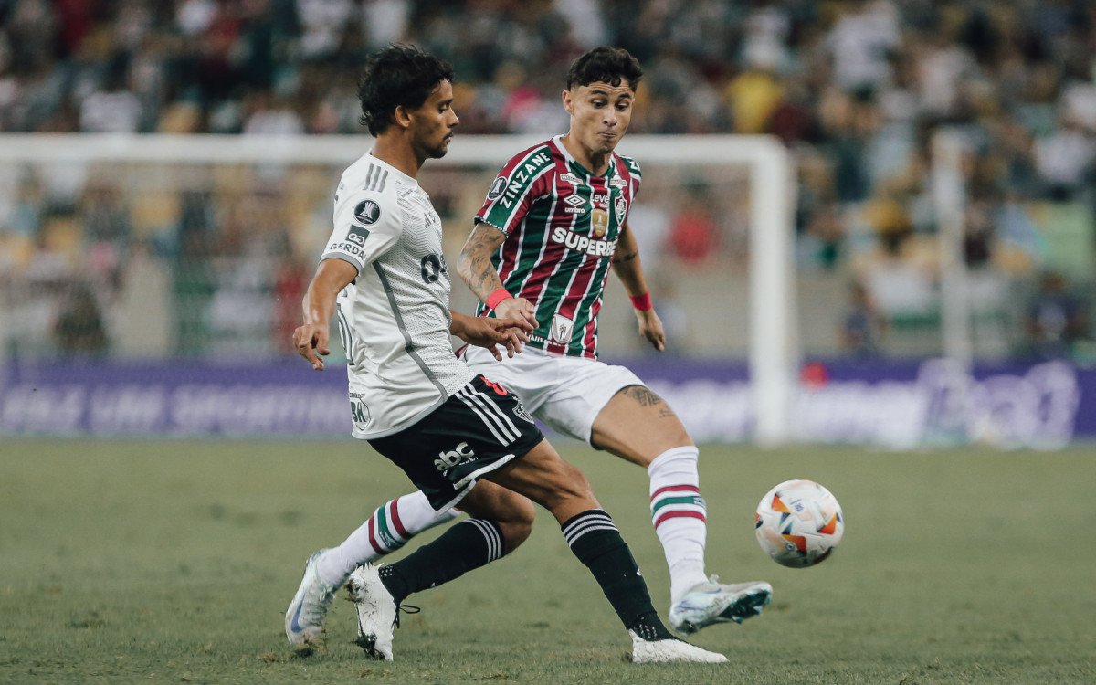 Gustavo Scarpa comenta vaias da torcida do Fluminense