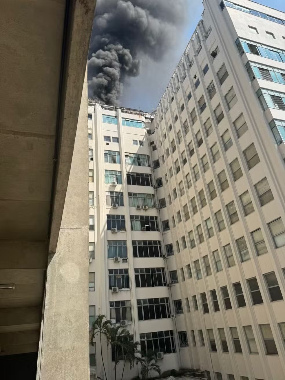 Incêndio Hospital dos Servidores no Rio - Vídeo