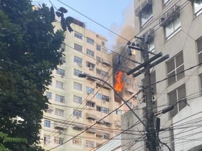 Incêndio devasta apartamentos em Icaraí, na Zona Sul de Niterói