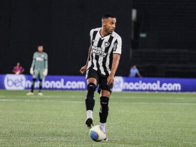 Marlon Freitas projeta jogo entre Botafogo e São Paulo