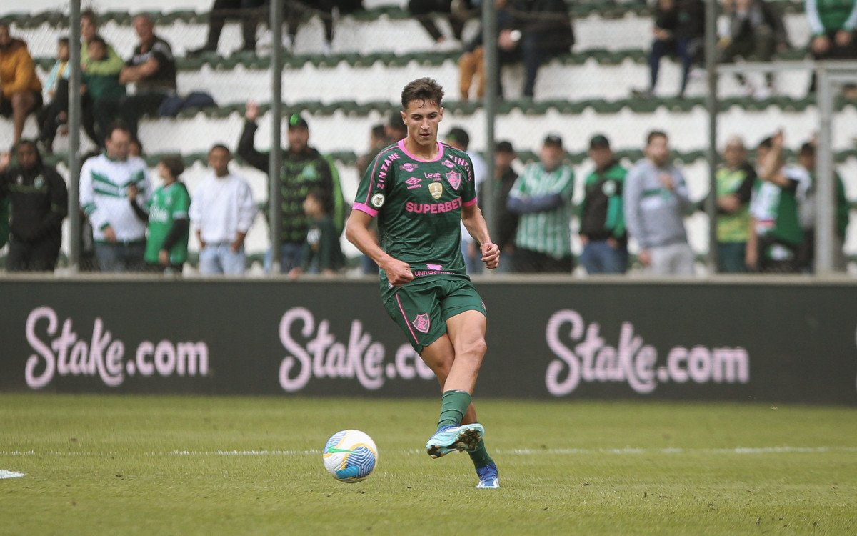 Mesmo com derrota, Facundo Bernal se destaca pelo Fluminense