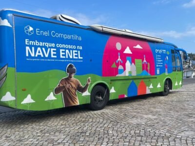 Nave Educacional da Enel visita escolas de Niterói