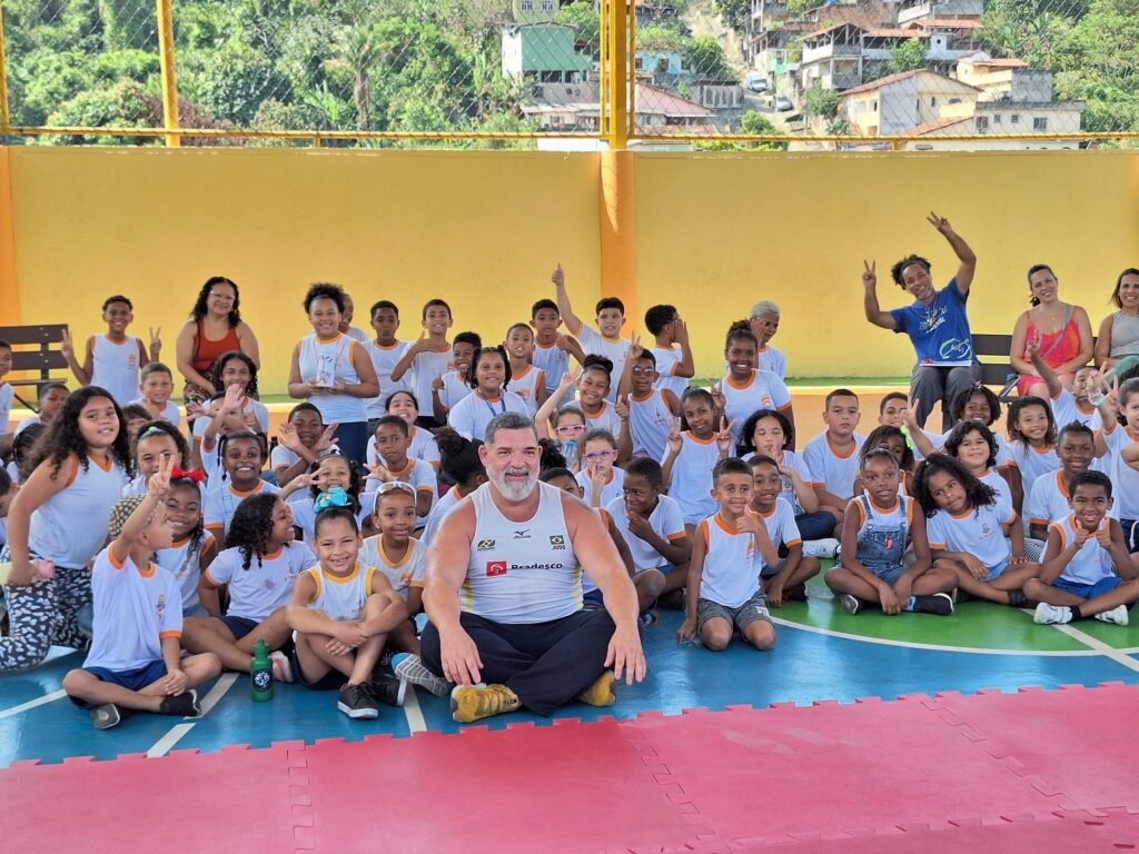 Niterói: Olimpíadas mobilizam estudantes de Padre Leonel Franca