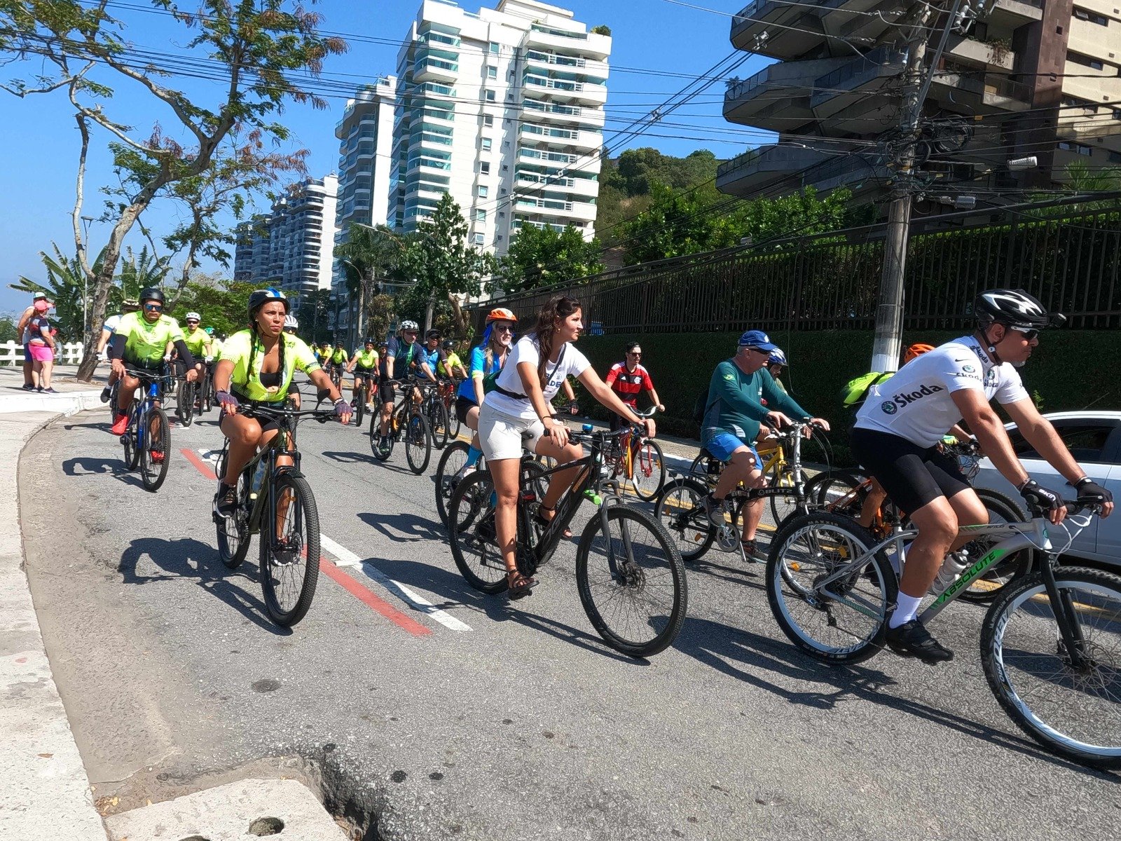 Niterói pedala pelo Dia Mundial Sem Carro