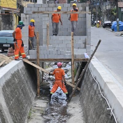 Obras de urbanização avançam em comunidades de Niterói