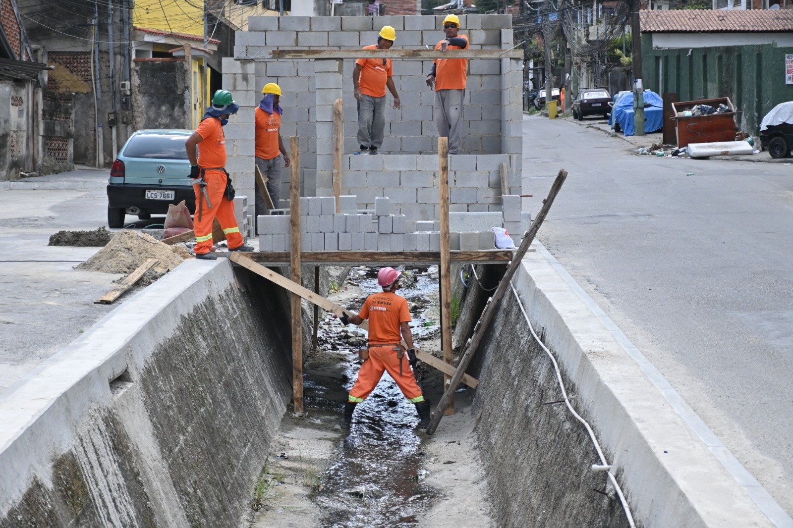 Obras de urbanização avançam em comunidades de Niterói