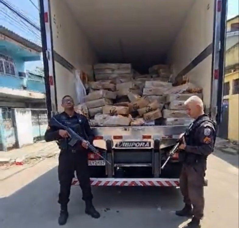 PMs frustram roubo de carga na Zona Norte do Rio