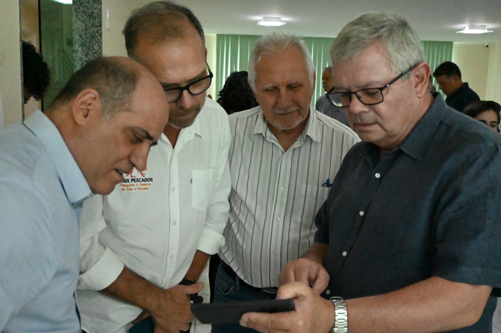 Prefeito se reúne com pescadores de Niterói