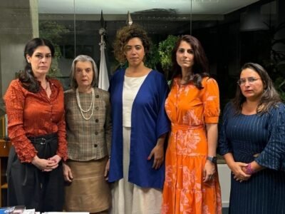 Deputada Federal Talíria Petrone, candidata à Prefeitura de Niterói, encontra em Brasília com a ministra Cármem Lúcia, que integra o Supremo Tribunal Federal (STF), bem como preside o Tribunal Superior Eleitoral (TSE) para tratar sobre ameaças de morte que vêm sofrendo há 8 anos | Divulgação