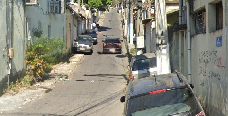 Quarteto fantástico do tráfico de Niterói encontra o Doutor Destino: a cadeia