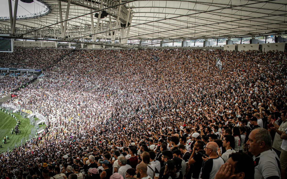 Vasco avalia Maracanã para semifinal da Copa do Brasil