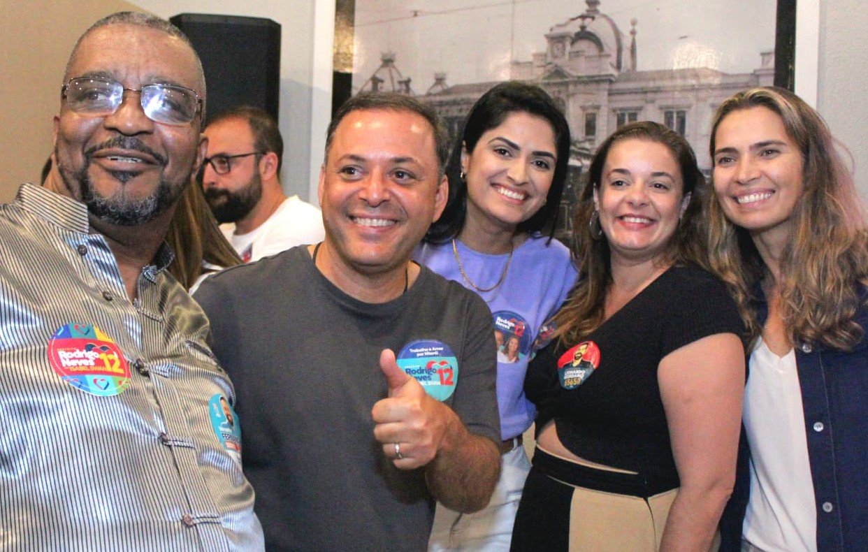 Rodrigo Neves recebe apoio de artistas e líderes culturais de Niterói durante encontro no Solar do Jambeiro | Divulgação