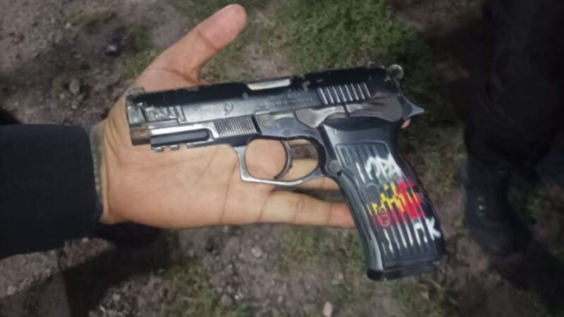 arma capturada após sequesroo na avenida brasil