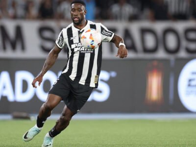 Botafogo: Bastos convocado para Angola nas Eliminatórias