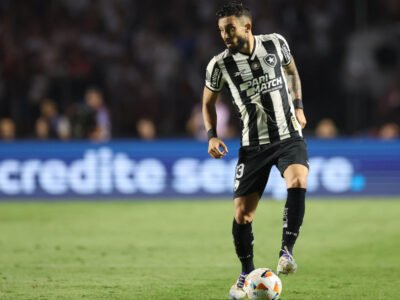 Botafogo terá dois desfalques contra o Bragantino