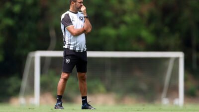 Botafogo vive um grande dilema em momento crucial da temporada