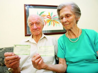 Conheça idosos acima de 70 anos que fazem questão de ir às urnas