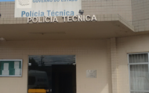 Desabamento de casa em Campos deixa mãe e filha mortas