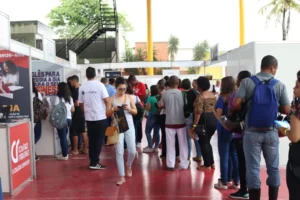 Evento traz oportunidades de emprego e estágio na Zona Oeste