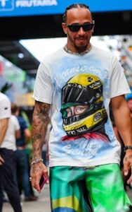 F1: Lewis Hamilton homenageia Senna em Interlagos