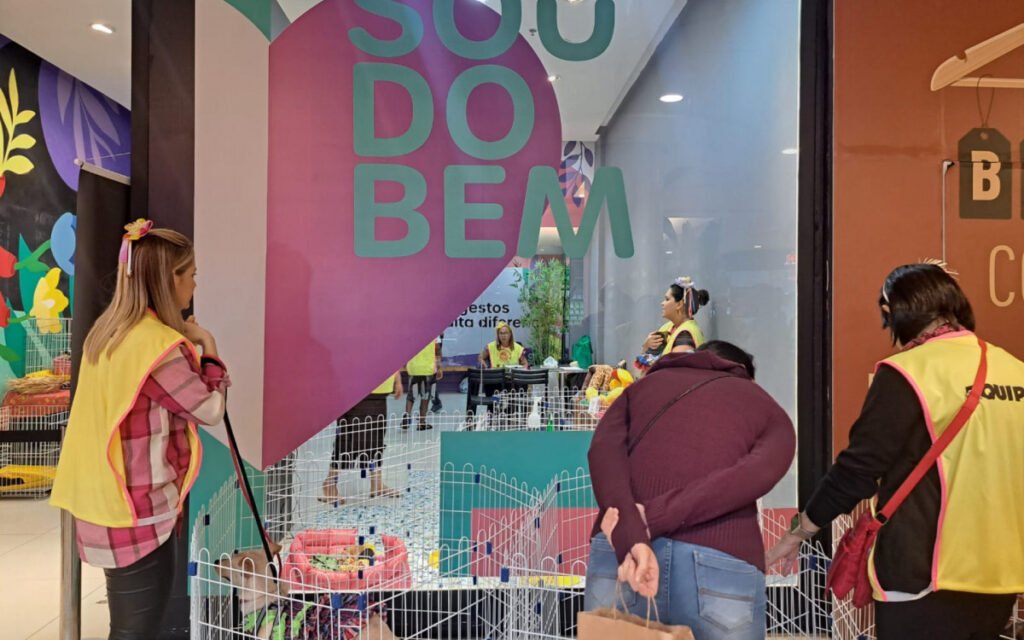 Feira de adoção no Madureira Shopping acontece sábado