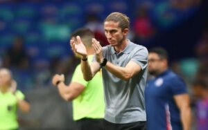 Filipe Luís avalia vitória do Flamengo contra o Bahia