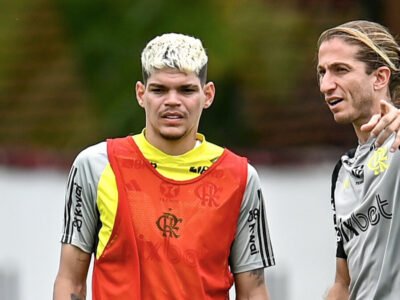 Flamengo prepara time misto para confronto com o Internacional