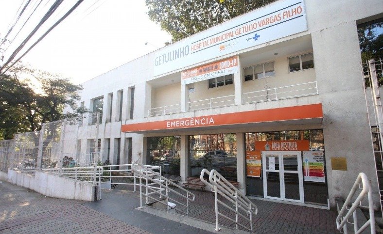Jordy se esquiva de pergunta e chama Saúde de Niterói de “balcão de negócios” durante debate do g1 mas Rodrigo rebate citando realizações como a reabertura do Getulinho | Luciana Carneiro