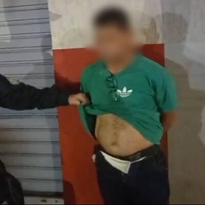 Guarda Civil prende homem se masturbando em ponto de ônibus