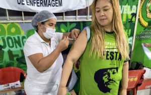 Império Serrano promove ação gratuita no Outubro Rosa