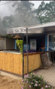Incêndio atinge cozinha de restaurante em Angra dos Reis