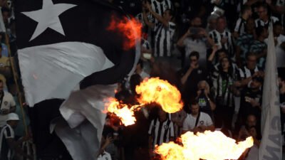 Influenciador bancou a festa da torcida do Botafogo