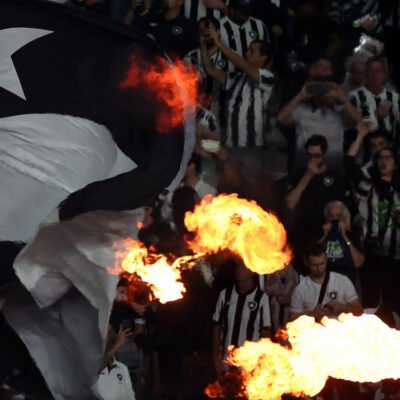 Influenciador bancou a festa da torcida do Botafogo