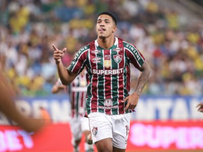 Kauã Elias brilha no Fluminense e atrai olhares europeus