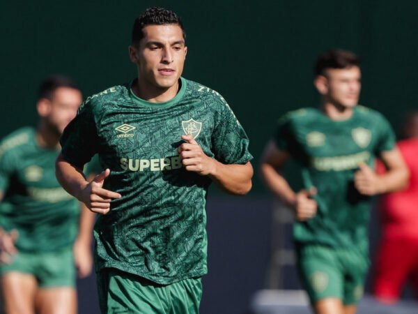 Lesão de Kevin Serna complica planos do Fluminense