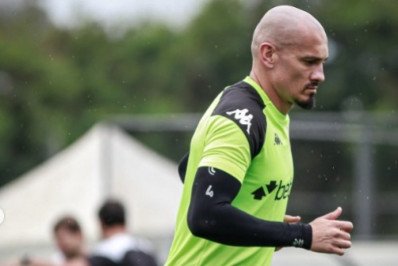 Maicon pode ter contrato renovado com o Vasco