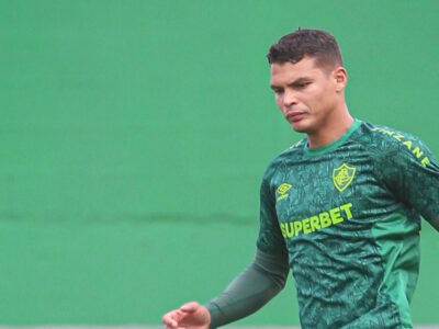 Thiago Silva e a incerteza da escalação contra o Grêmio