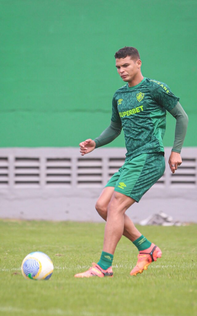 Thiago Silva e a incerteza da escalação contra o Grêmio