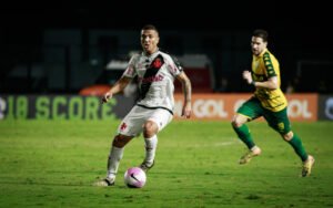 Vasco terá Mateus Carvalho no clássico contra o Botafogo