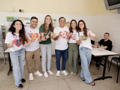 Rodrigo Neves vota e fala em proteger Niterói de "extremistas e despreparados"