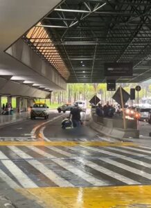 Aeroporto de Guarulhos vira palco de execução - Vídeos