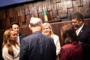 Alerj aprova indicação que prevê atendimento preferencial à advocacia em repartições públicas