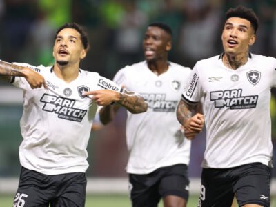 Botafogo surra o Palmeiras em São Paulo pelo Brasileirão