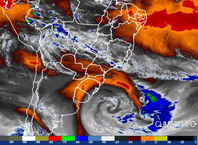 Ciclone bomba e chuvas intensas ameaçam o Sul do Brasil