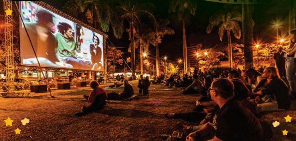 Cinema Presente leva filmes para praça de São Gonçalo
